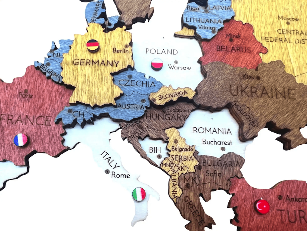 Conjunto de bandeiras dos estados do mundo para mapas de parede de madeira