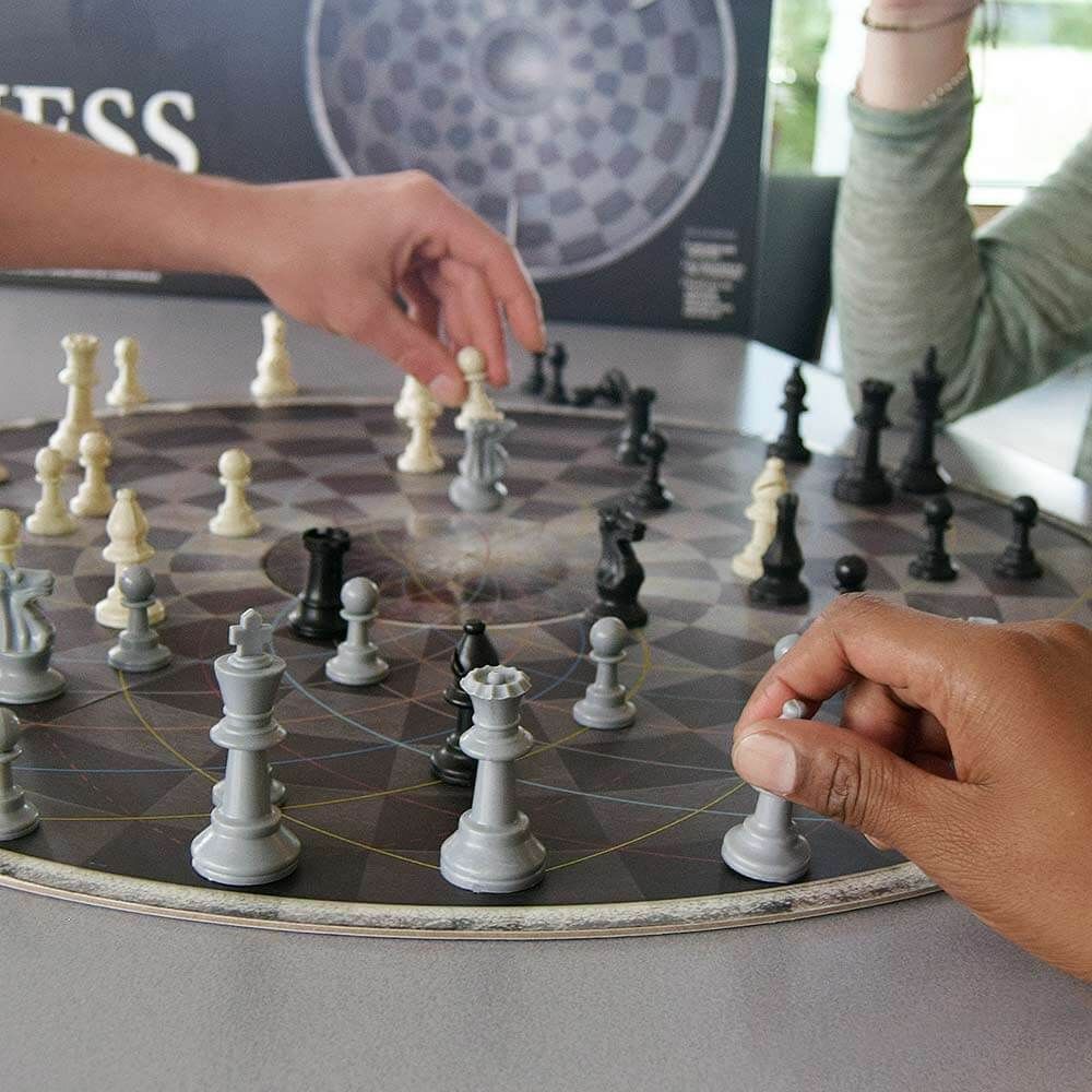 Xadrez com Tabuleiro Redondo para Três Jogadores! « Blog de Brinquedo