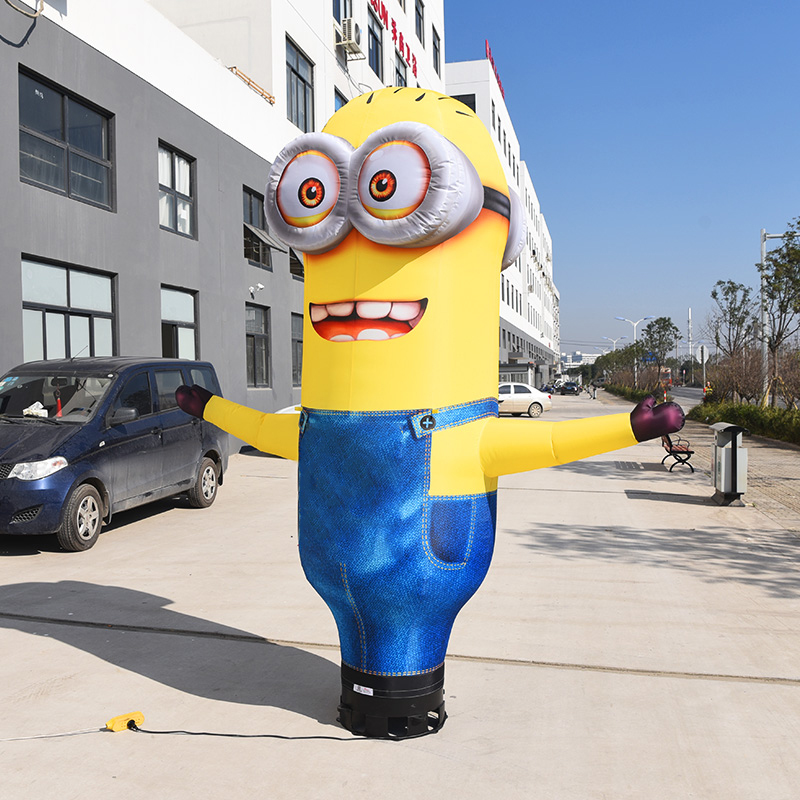 air dancer minion - estatueta dançante propaganda comercial homem cara