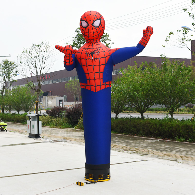 Boneco de balão do Homem-Aranha com um leque dançarino de ar balão dançando homem